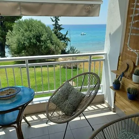 Apartment απέραντο γαλάζιο Le Grand Blue Mola Kalyva