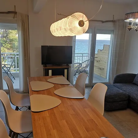 απέραντο γαλάζιο Le Grand Blue Apartment Mola Kalyva