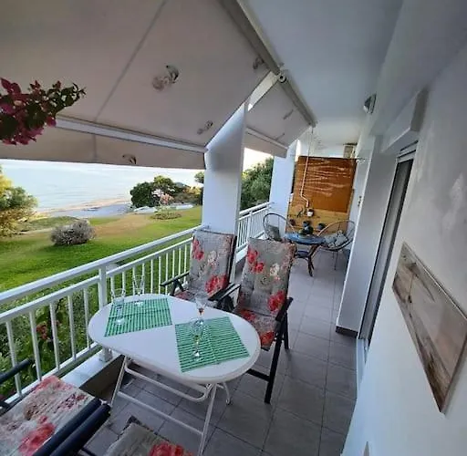 απέραντο γαλάζιο Le Grand Blue Apartment