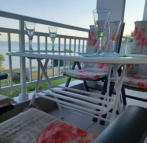 απέραντο γαλάζιο Le Grand Blue Apartment Mola Kaliva