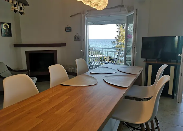 απέραντο γαλάζιο Le Grand Blue Apartamento Mola Kalyva